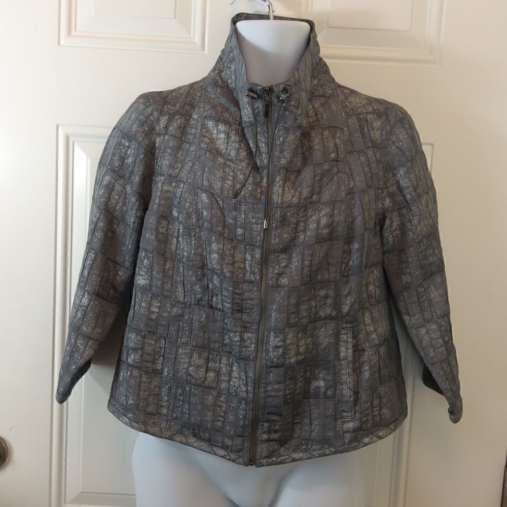 Ruby Rd. Gray 3/4 sleeve zip front jacket